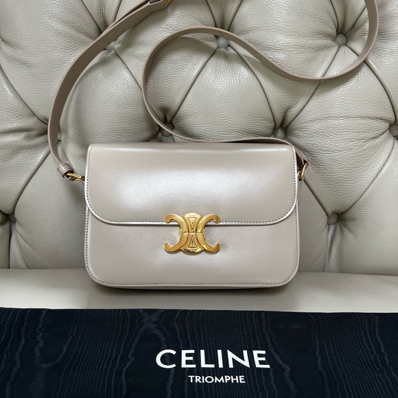 New Celine CLASSIQUE TRIOMPHE BAG IN SHINY CALFSKIN Pale Beige - Picture 1 of 11